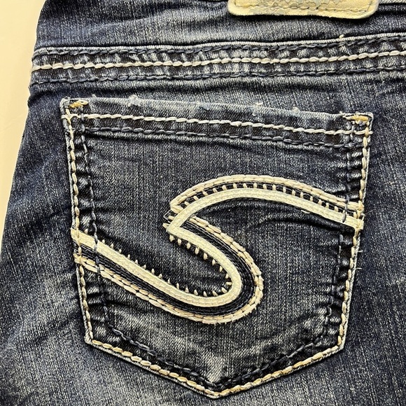 Silver Jeans Suki Capri Mid Rise Size 29 - Picture 12 of 16